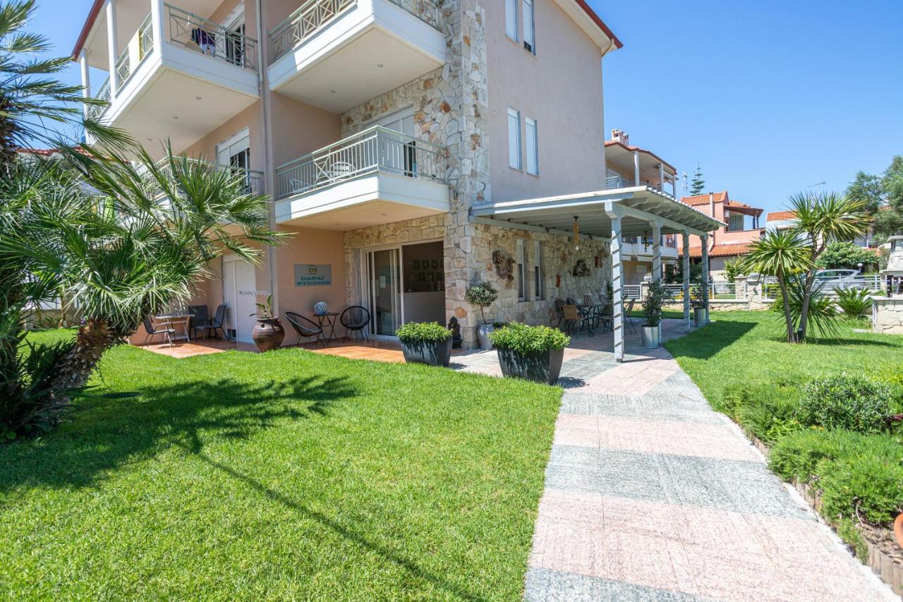 Danae Comfort Living Pefkochori Exterior photo