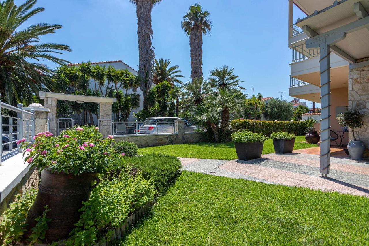 Danae Comfort Living Pefkochori Exterior photo