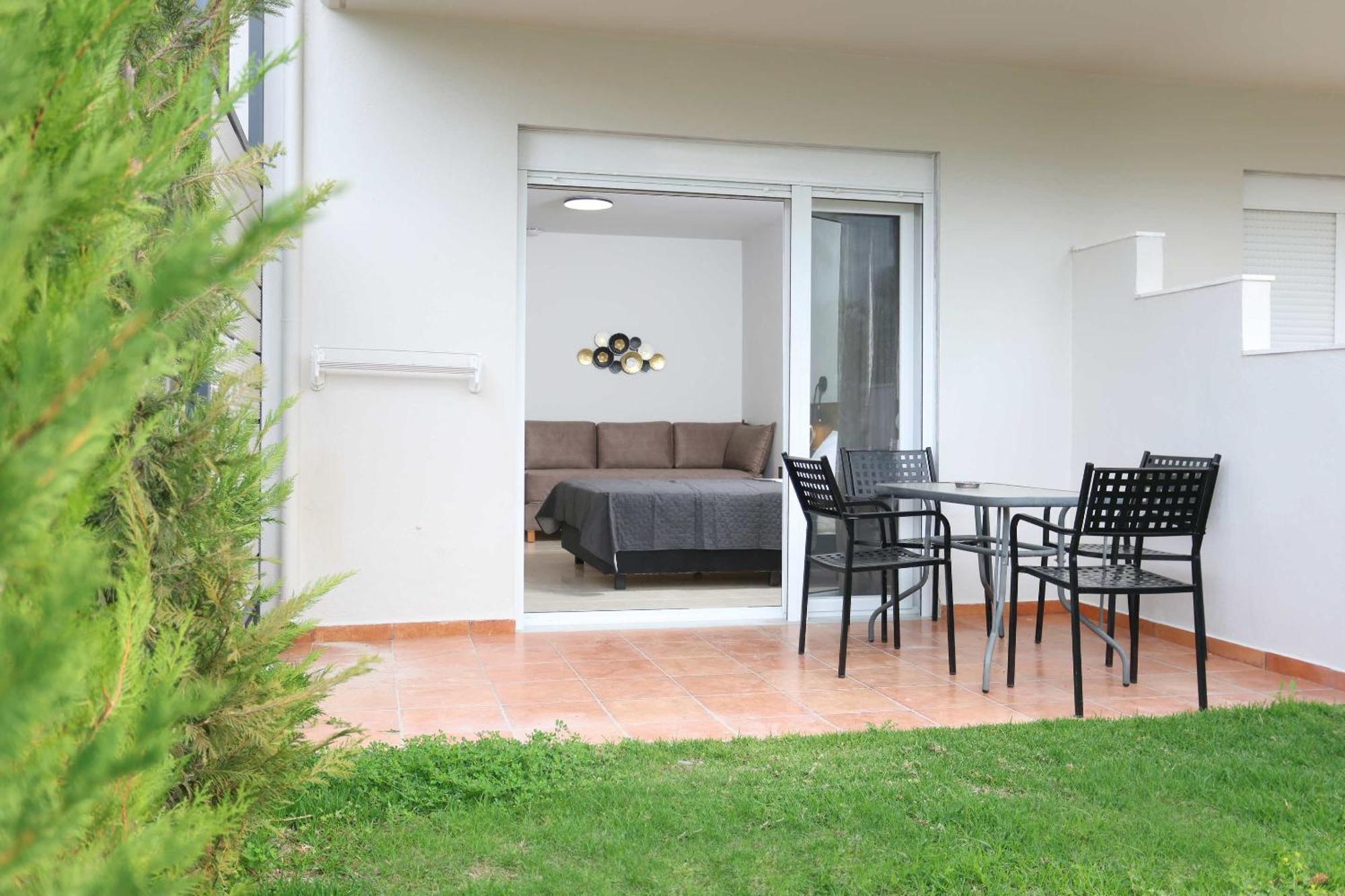 Danae Comfort Living Pefkochori Exterior photo